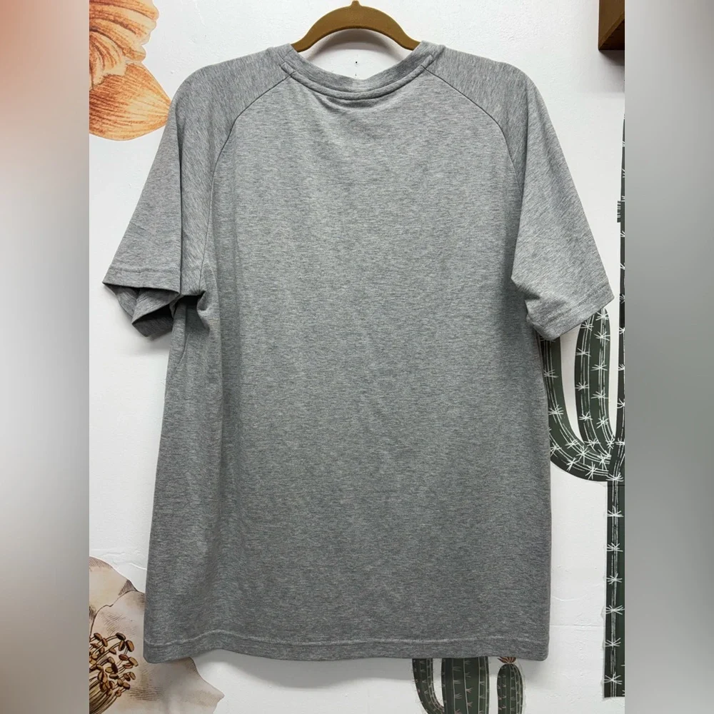 Puma Men's Gray T-Shirt - Picture 3 of 7